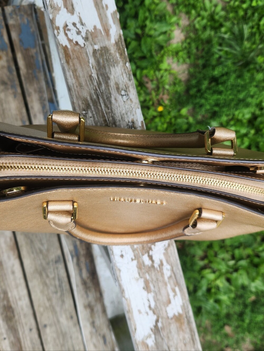 Michael Michael Kors Metallic Gold Leather Satchel Crossbody Preloved - Picture 13 of 14
